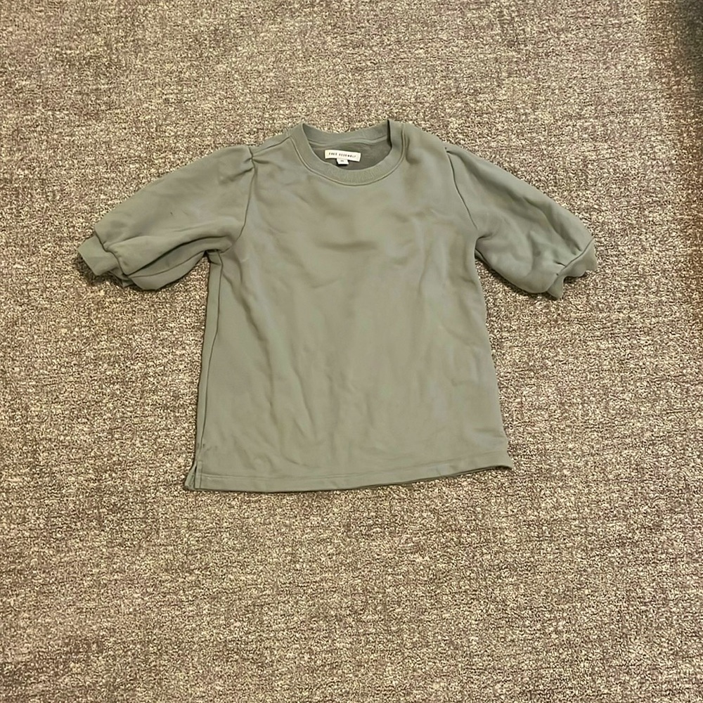 Green shirt